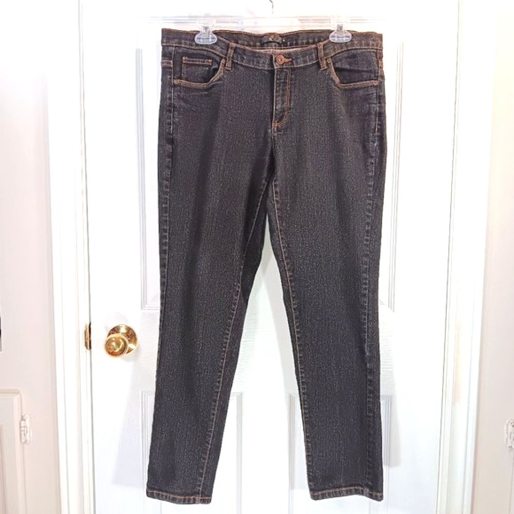 G21 Plus Size 15 Black Straight Leg Jeans Faded Wash Minimalist Denim Casual